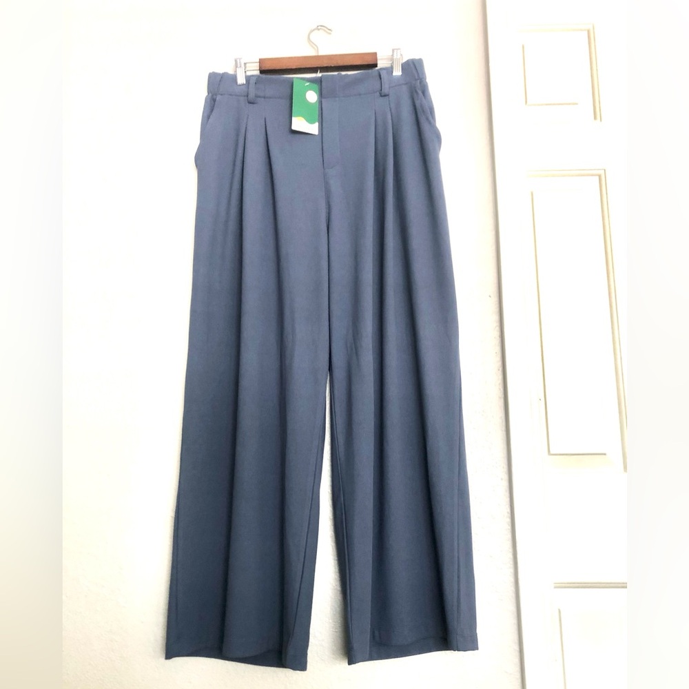 NWT HALARA Wide-Leg Pleated Pants in Slate Blue